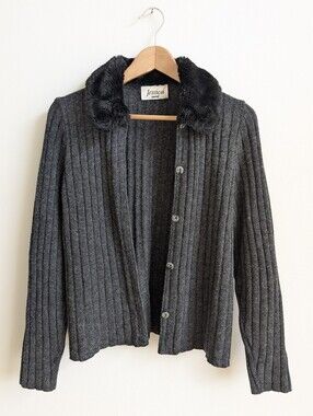Dark Grey Ribbed Knit Cardigan Sweater Faux Fur Black Collar Approx XS